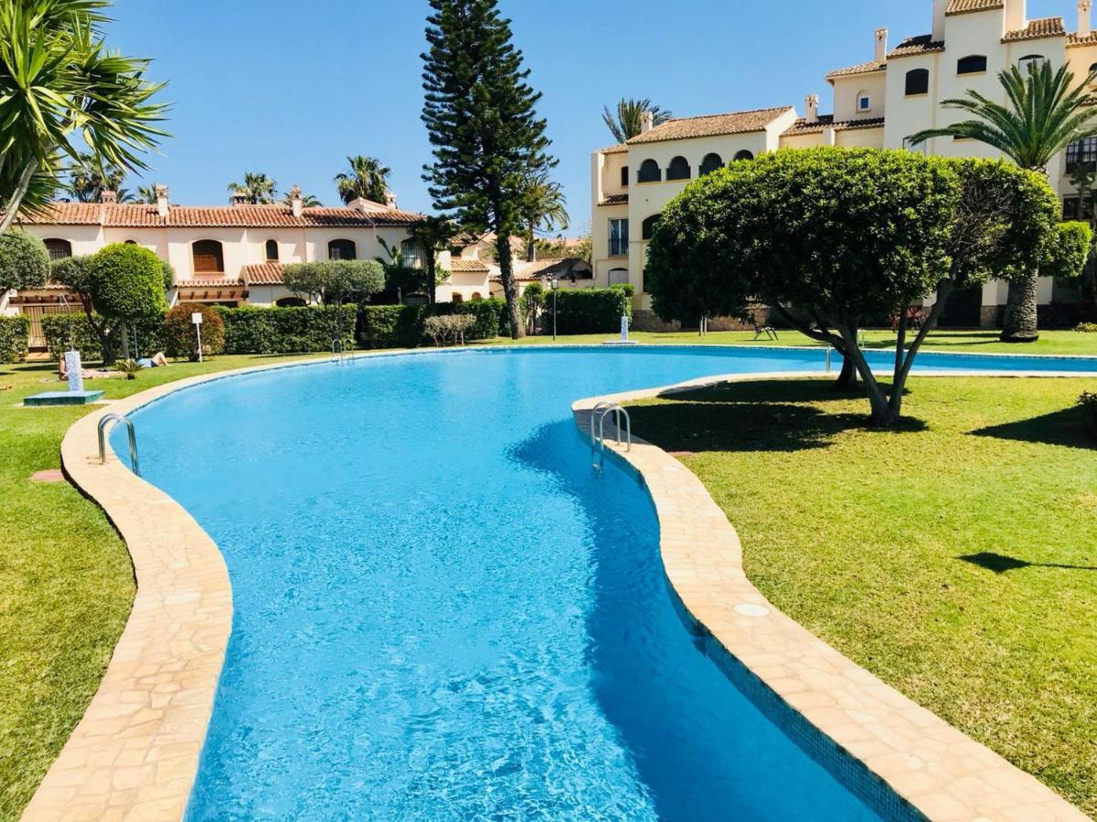 Bungavilla House In La Isla Javea Dış mekan fotoğraf